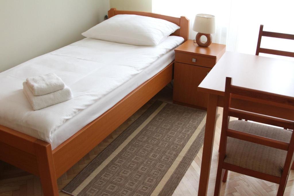 Rooms Villa Aria Sesvete Bagian luar foto