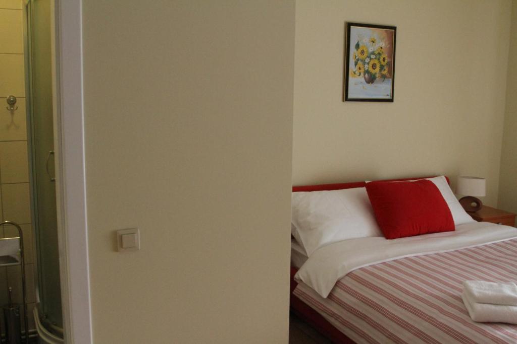 Rooms Villa Aria Sesvete Bagian luar foto